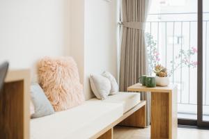 Myrcella Urban Apartment