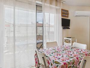 Appartement 2 pièces à Marseillan-Plage avec Parking et Climatisation - FR-1-326-853