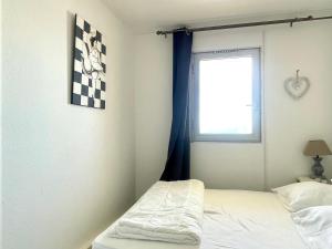 Superbe appartement avec piscine et parking sécurisé - FR-1-748-33
