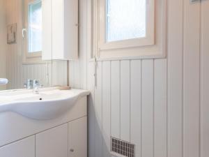 Maisons de vacances Gite independant avec etang - 3 chambres, animaux admis - FR-1-583-382 : photos des chambres