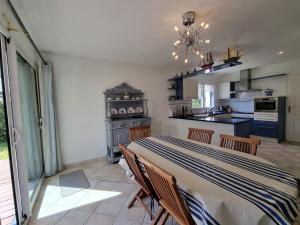 Maison contemporaine pour 8 pers, Saint-Gildas-de-Rhuys, animaux admis, internet - FR-1-775-29