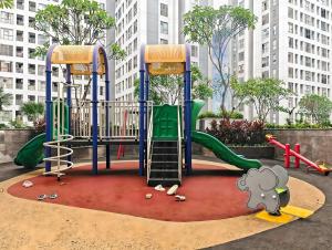 Cozy 3BR M-Town apt Serpong with Pool by 2ndHome