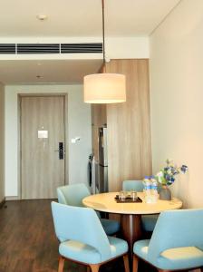 A La Carte Hạ Long Homestay B1214