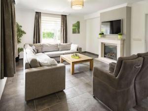 Cottage in Gelderland with Fenced Garden