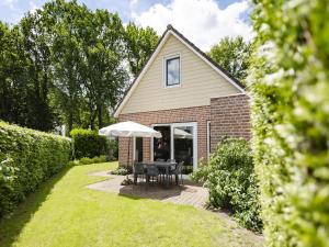 Cottage in Gelderland with Fenced Garden