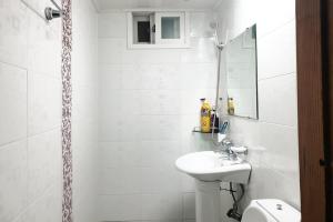 Jeonju Onggi Jonggi Hanok Stay