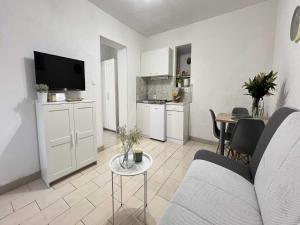 Apartmani Vela Makarska - Studio With Garden View