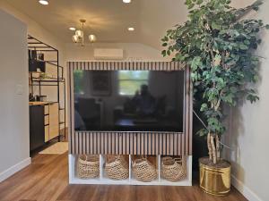 Villa del Sol St Pete The Loft