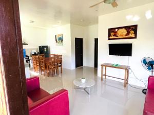 Taylors Plantacion Resort- Modern Villa