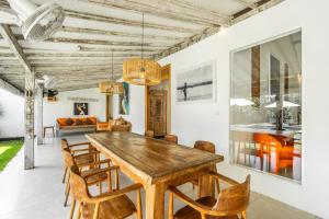 Villa Kura Kura - Newly renovated 4bdrs villa center Bingin Beach