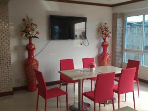 V-House Hotel