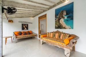 Villa Kura Kura - Newly renovated 4bdrs villa center Bingin Beach