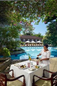 Mahaweli Reach Hotel