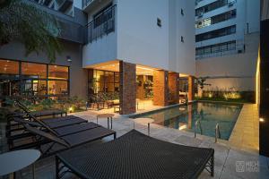 Lindo Studio Vl BuarqueMetro Santa CeciliaLg Arouche com ACWF