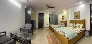 Luxury Downtown Stay AirportView