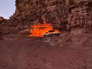 Wadi Rum Starlit