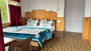 Deepak Homestay