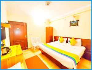 Hotel Ochid Nainital Near Mall Road And Naini lake - A Luxury Family Cottage with Wifi - Restaurant - Parking Available - Book Now for Summer vacation