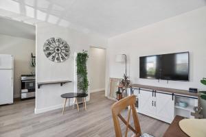 #759 PetFriendly Beachside retreatlaundry&Parking