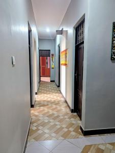 Lasts minute lodge