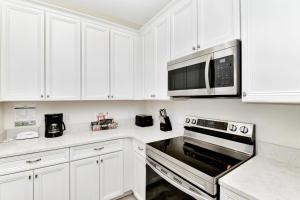Spacious Villa Near Disney With Margaritaville Resort & Island H20 Waterpark Access - 2938Cl