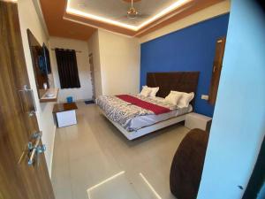 Hotel O Shaligram