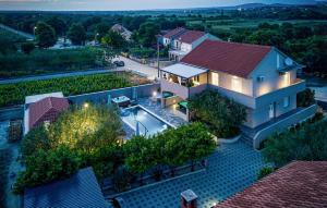 4 Bedroom Nice Home In Polaca - 4hvězdičkové hotely ve městě Polača