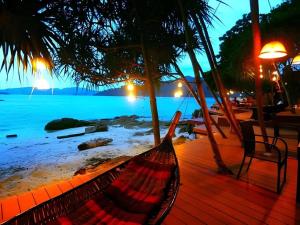 DECHO BEACH RESORT