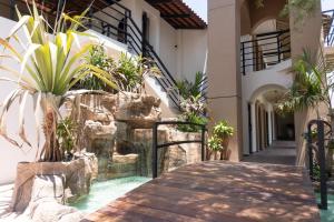 202 Arje Suites Campestre by AlegrÃa Housing