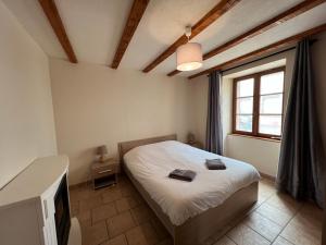 Maisons de vacances Gite aux 2 vignes - Grande maison ideale en famille ou entre amis : photos des chambres