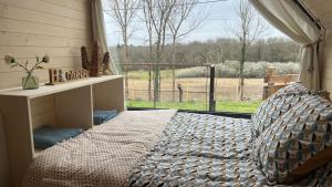 Maisons de vacances Cabane luxe & spa exterieur Les Magnolias : photos des chambres
