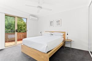 Pristine 2-Bed Near Marrickville Village