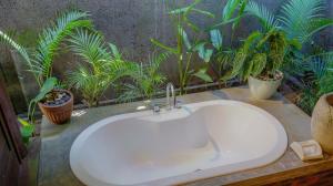 Perwira Wood Villa with 2BR Pool&Scenic View