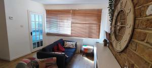 Spacious 3 Bed I Patio I By River and Hampton Court