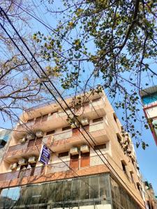 Hotel Diamond Stay Free Pick up From Nizamuddin Railway Station