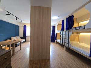 Nomad Retreat Tour NRT