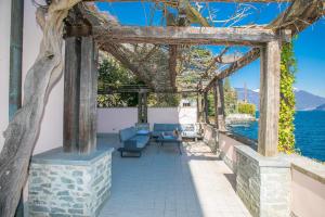 Villa Teresa on Lake Comos Lakeshore