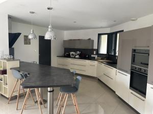 Villas Magnifique villa, piscine, 4 chb, sans vis a vis, Marais Poitevin : photos des chambres