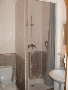 Hotels Hotel Des Allies : Chambre Double