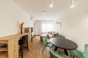 Harizma apartmani - Lena