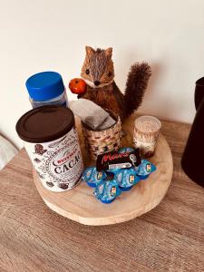 A double bedroom next to zuidplein metro station and Ahoy Arena Available for one person