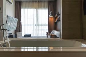 Nimman Rooftop Mountain View - Room on the 5th floor