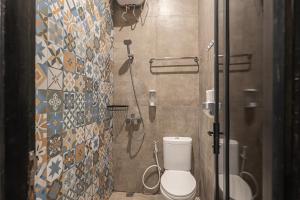 Phòng Giường Đôi Hạng Bình Dân (Budget Double Room)