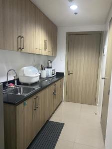 Wind and Sea at Shore Residences