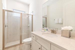 Salt Water Cottage Near Disney With Margaritaville Resort & Island H2O Access - 8012Dr