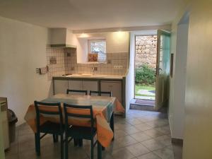 Maisons de vacances L-acacia : photos des chambres