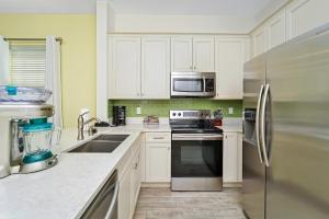 Tequila Sunrise Cottage With Private Hot Tub Near Disney With Margaritaville Resort & Island H2O Access - 8008Dr