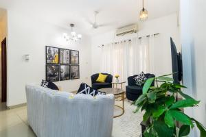 3BR Seaview Gem, Nyali Escape