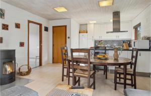 Gorgeous Home In Ålbæk With Wifi