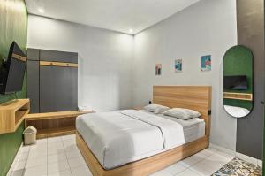 Phòng Giường Đôi Hạng Bình Dân (Budget Double Room)